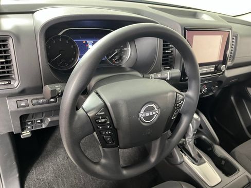 Used 2022 Nissan Frontier S AWD/4WD image 25