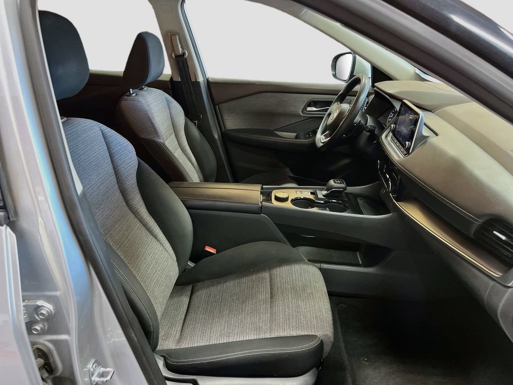 Used 2021 Nissan Rogue SV AWD/4WD image 25