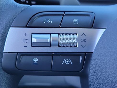 New 2026 Hyundai Tucson SE image 8