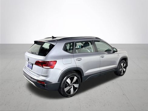 Certified 2024 Volkswagen Taos S AWD/4WD image 8