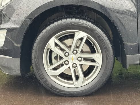 Used 2017 Chevrolet Equinox Premier w/ Enhanced Convenience Package image 24