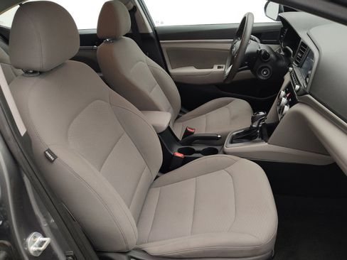 Used 2019 Hyundai Elantra SEL FWD image 21