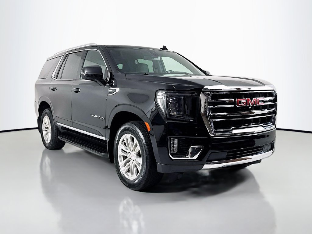 Used 2022 GMC Yukon SLT w/ SLT Luxury Package AWD/4WD image 4