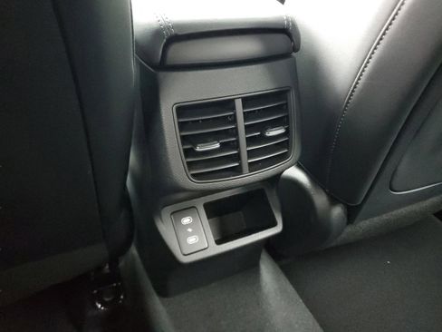 New 2026 Kia Seltos EX image 16