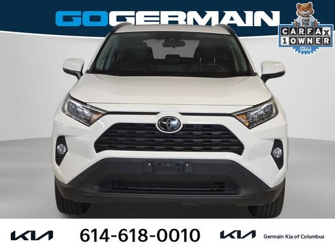 Used 2019 Toyota RAV4 XLE Premium w/ Cold Weather Package AWD/4WD image 3