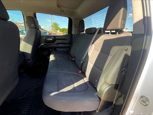 Used 2019 Chevrolet Silverado 1500 Custom w/ Custom Convenience Package image 28