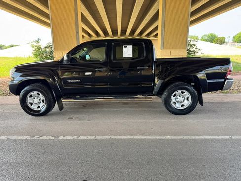 Used 2013 Toyota Tacoma PreRunner w/ SR5 Pkg RWD image 6
