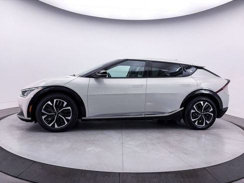 Used 2023 Kia EV6 Wind RWD image 42