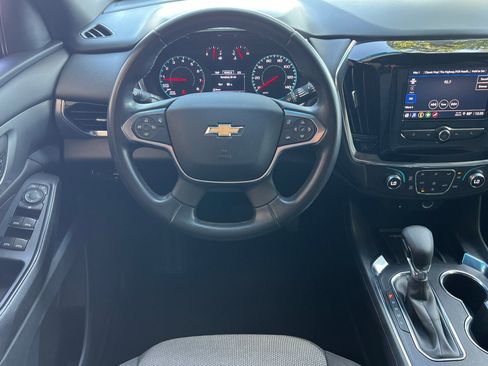 Certified 2023 Chevrolet Traverse LT image 14