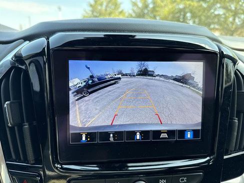Certified 2023 Chevrolet Traverse RS w/ LPO, Floor Liner Package AWD/4WD image 53