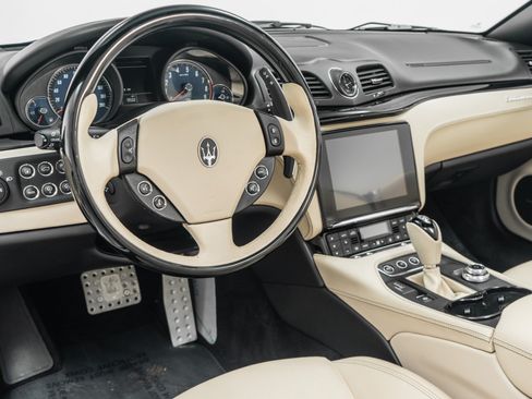 Used 2019 Maserati GranTurismo Sport RWD image 13