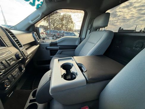 Used 2016 Ford F150 XLT image 24