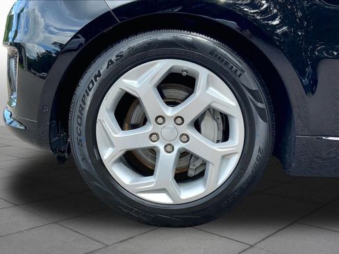 Used 2018 Land Rover Range Rover Sport HSE AWD/4WD image 10