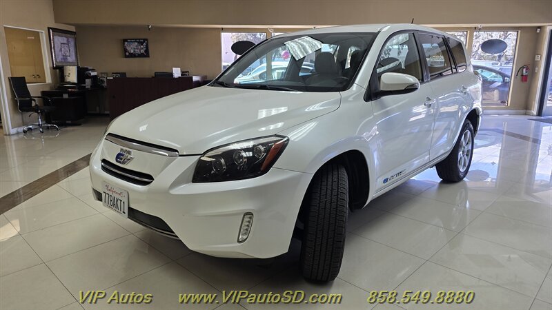 Used 2013 Toyota RAV4 EV FWD image 2