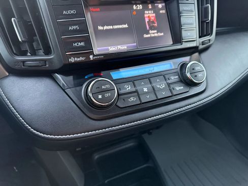 Used 2017 Toyota RAV4 XLE image 23