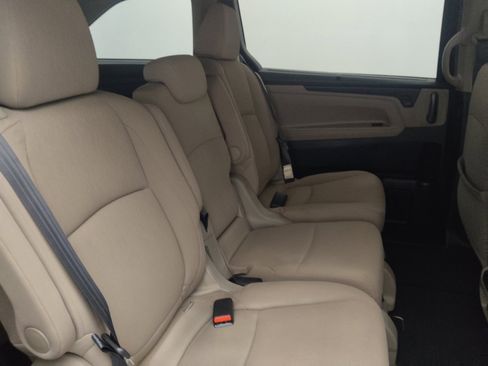 Used 2018 Honda Odyssey EX image 19