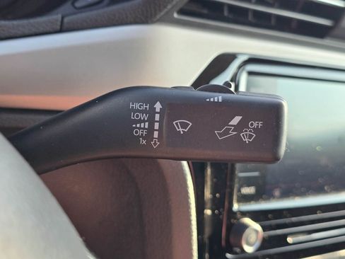 Used 2020 Volkswagen Passat 2.0T SE image 22