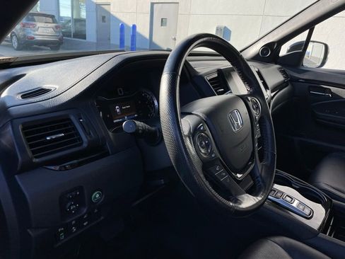 Certified 2023 Honda Ridgeline Black Edition image 28