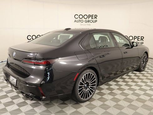 New 2025 BMW 760i xDrive image 23