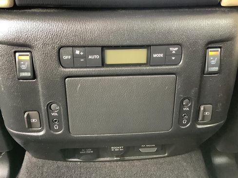 Used 2019 Nissan Armada Platinum w/ Cargo Package AWD/4WD image 32