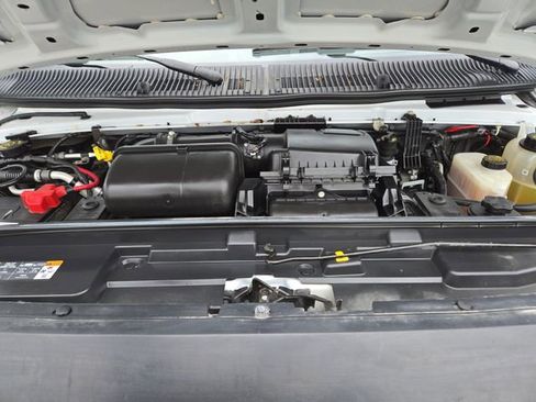Used 2022 Ford E-450 and Econoline 450 Super Duty RWD image 26