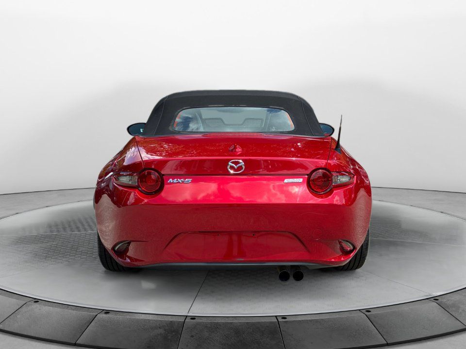 Used 2016 MAZDA MX-5 Miata Grand Touring RWD image 6