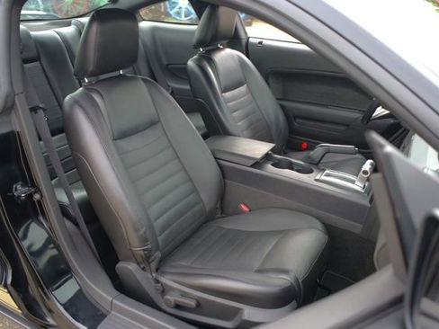 Used 2006 Ford Mustang GT Premium image 75