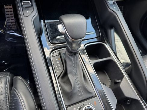Used 2022 Kia Telluride SX w/ SX Prestige Package AWD/4WD image 25