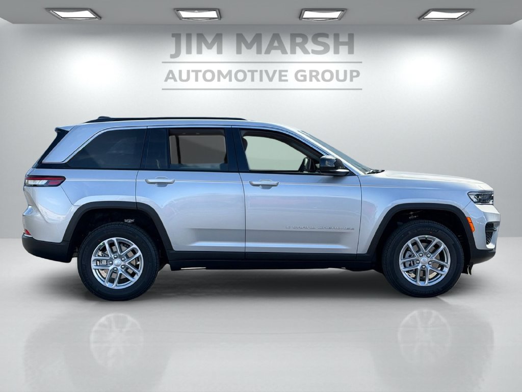 New 2026 Jeep Grand Cherokee Laredo X AWD/4WD image 7