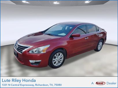 Used 2014 Nissan Altima 2.5 S w/ Sport Value Package