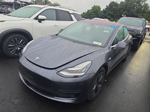 Used 2018 Tesla Model 3 Long Range AWD/4WD image 3