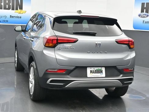 Used 2025 Buick Encore GX Preferred AWD/4WD image 4