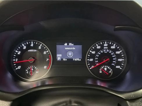 Used 2018 Kia Stinger RWD image 12