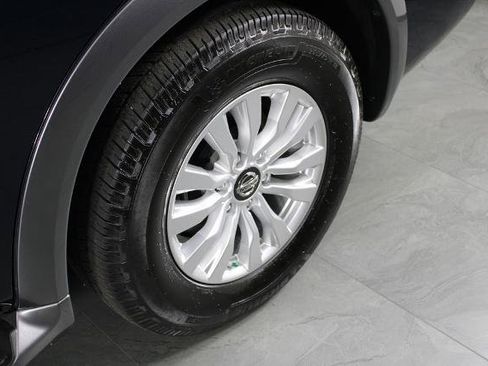 Certified 2020 Nissan Armada SV w/ Driver Package image 12