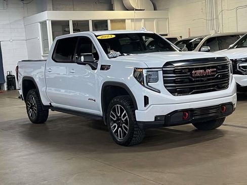 Used 2023 GMC Sierra 1500 AT4 w/ AT4 Preferred Package AWD/4WD image 7