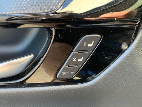 Used 2024 Honda CR-V EX-L image 7