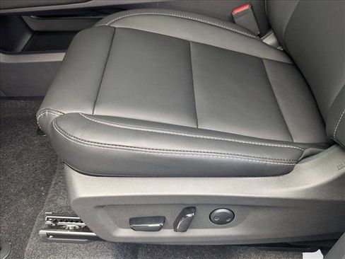 New 2026 Nissan Murano SV image 4