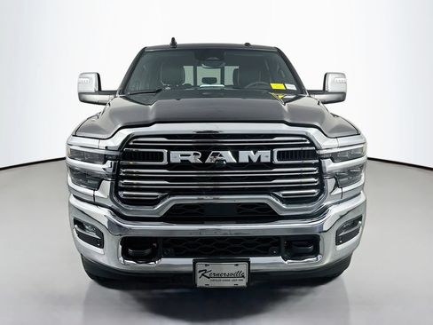 Used 2026 RAM 3500 Laramie AWD/4WD image 2