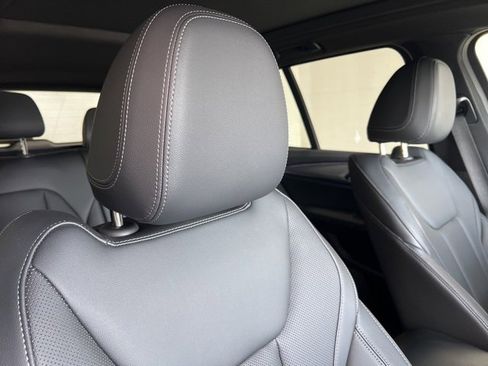 Used 2022 BMW X3 M40i w/ Premium Package image 50