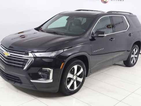 Used 2023 Chevrolet Traverse LT w/ LT Premium Package AWD/4WD image 22