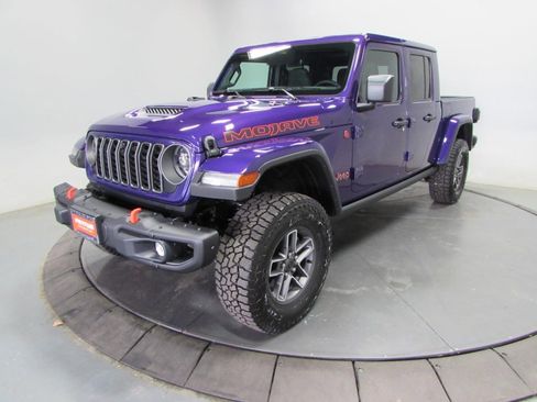 New 2026 Jeep Gladiator Mojave AWD/4WD image 3
