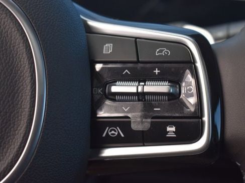 New 2026 Kia Carnival SX Prestige FWD image 34