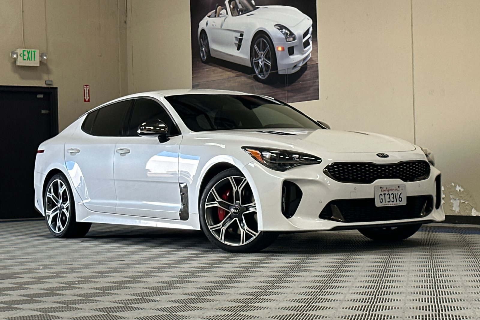 Used 2019 Kia Stinger GT RWD image 2