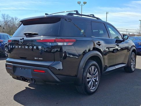 Certified 2023 Nissan Pathfinder SV w/ SV Premium Package image 6
