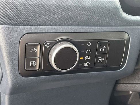 New 2025 Ford Maverick XL image 13