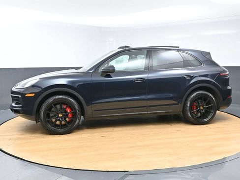 Used 2021 Porsche Cayenne AWD/4WD image 6