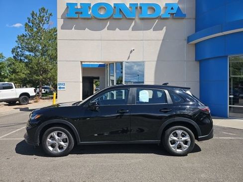 Used 2025 Honda HR-V LX image 2