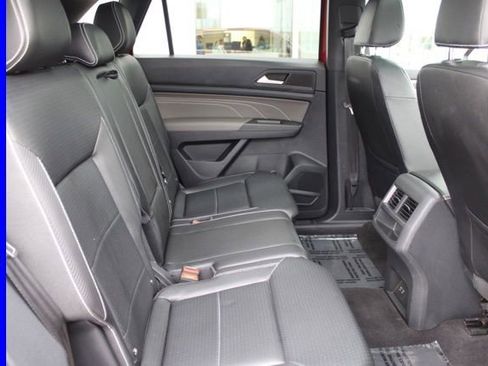 Used 2022 Volkswagen Atlas Cross Sport SEL R-Line image 24
