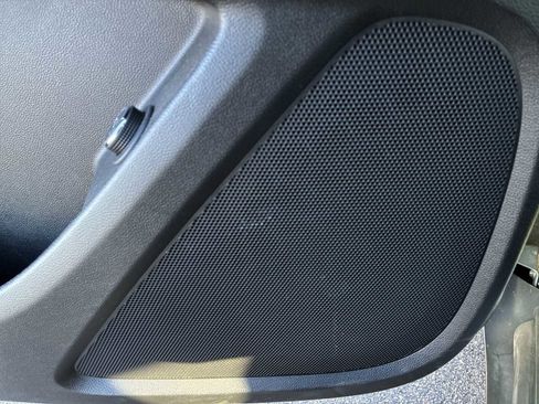 Certified 2023 Chevrolet Traverse LT w/ LPO, Floor Liner Package image 23