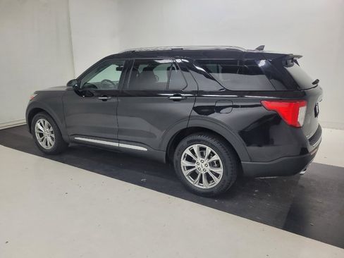 Used 2021 Ford Explorer Limited w/ Equipment Group 301A AWD/4WD image 3